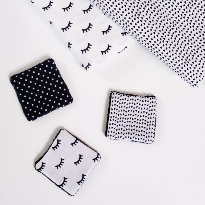 3 mini carrés LINGETTE bambou démaquillantes lavables pour les yeux 6x6cm – Image 3